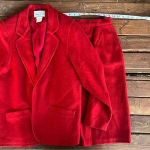 Vintage wool Blazer/Skirt set